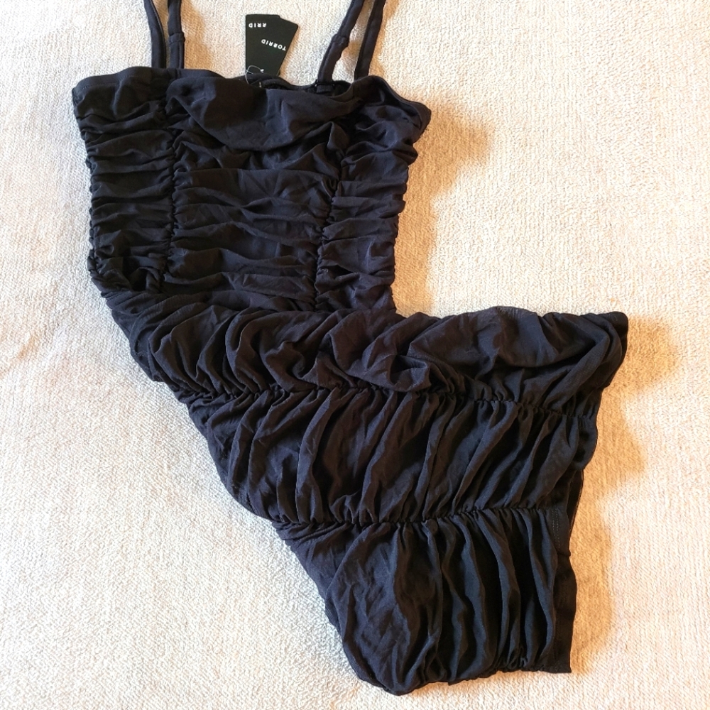 Torrid size 1/1X (14/16) black bodycon dress NWT